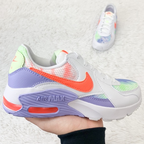 Nike Shoes - NWT Nike Air Max